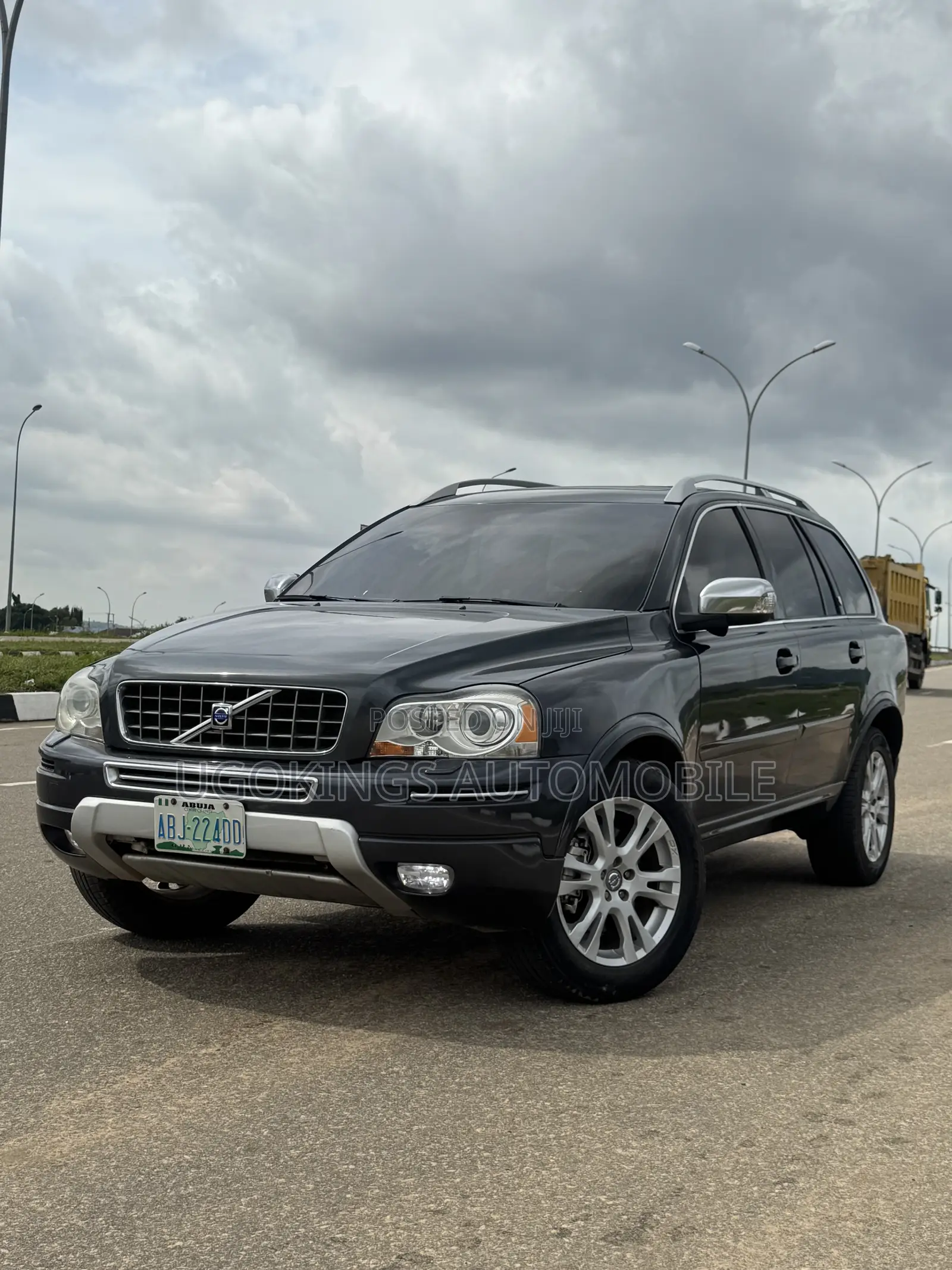 Volvo XC90 2013 Gray