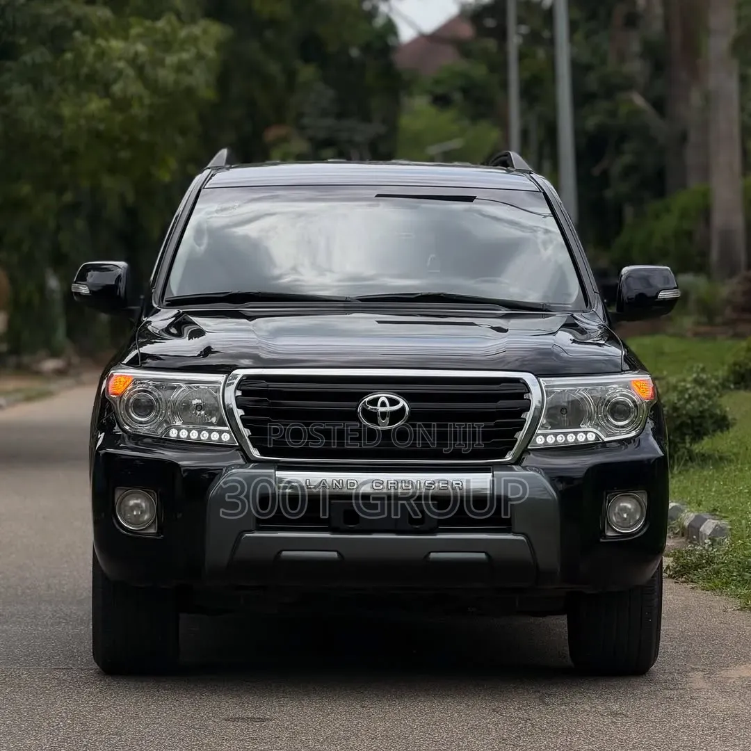 Toyota Land Cruiser 2014 Black