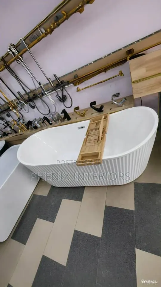 Free Stand Alone Acrylic White Bathtub