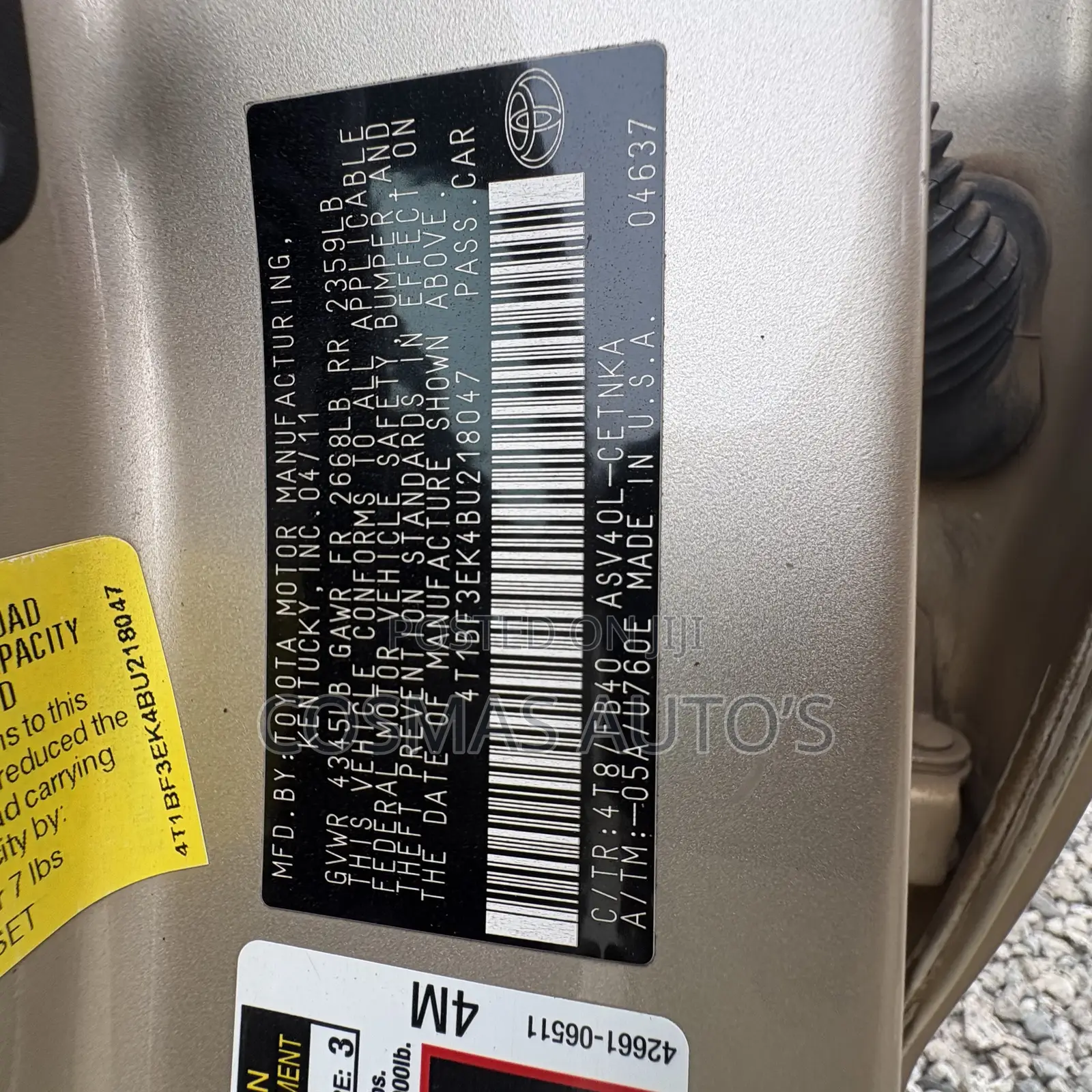 Toyota Camry LE V6 4dr Sedan (3.5L 6cyl 6A) 2011 Gold