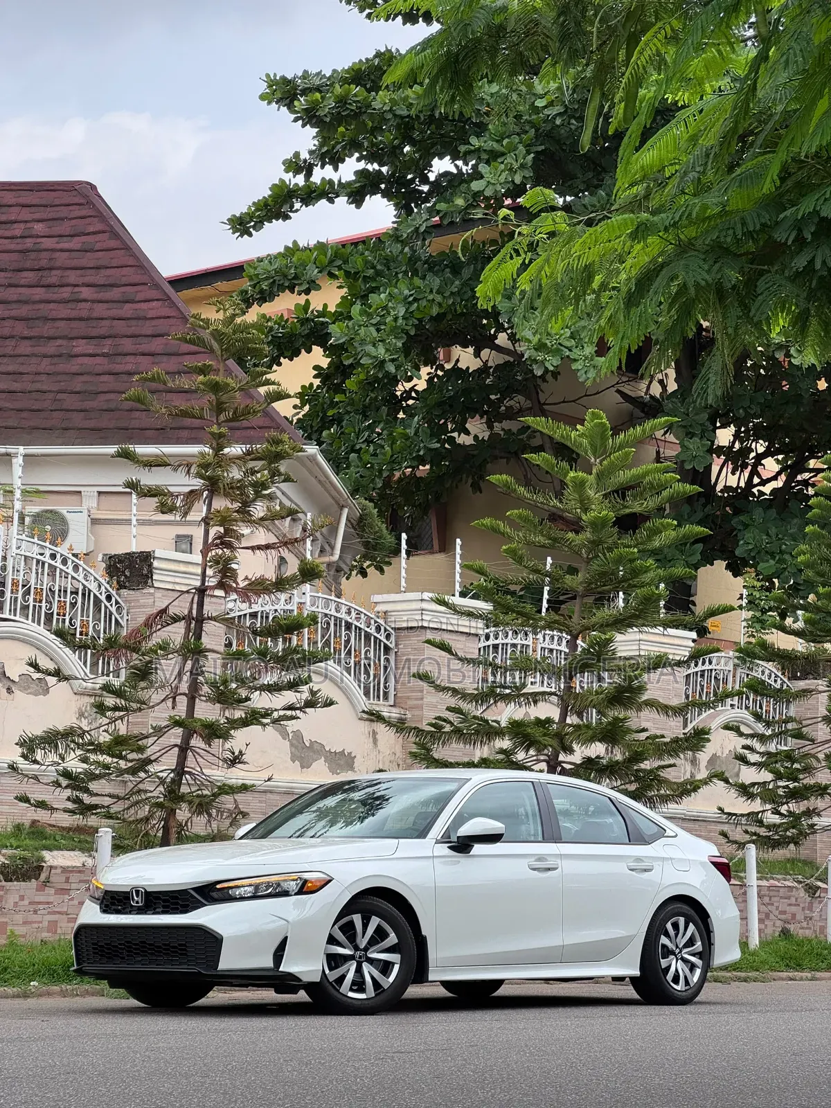 New Honda Civic LX CVT 2025 White