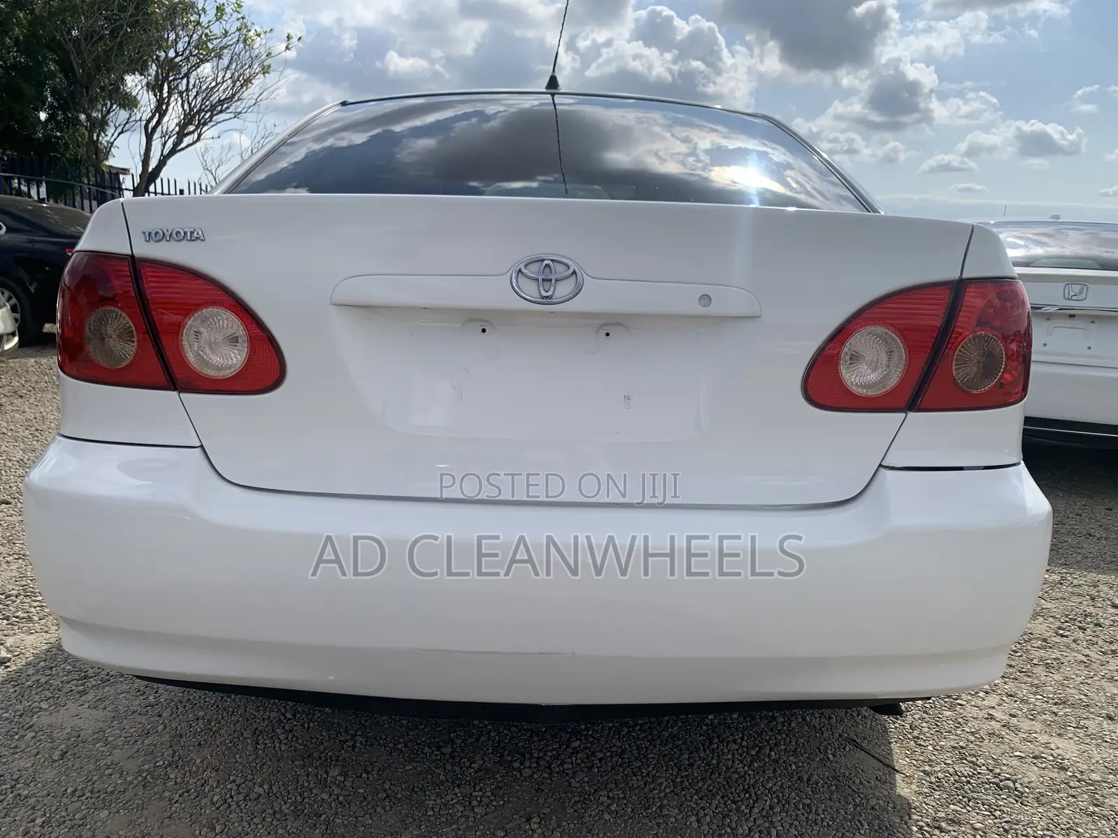 Toyota Corolla LE 2007 White