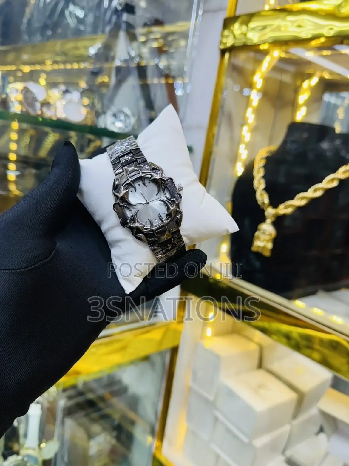 Luxury Couple Watches – Bold. Unique. Unforgettable.