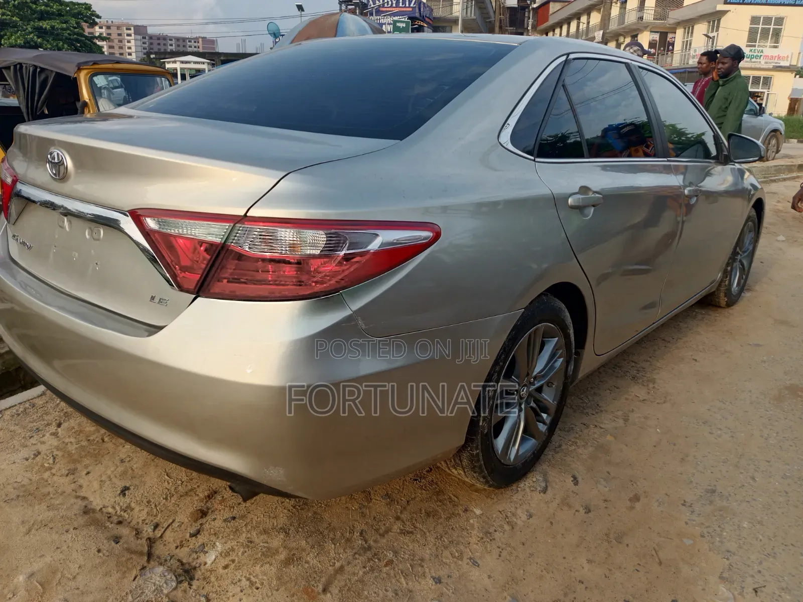 Toyota Camry 2015 Gold