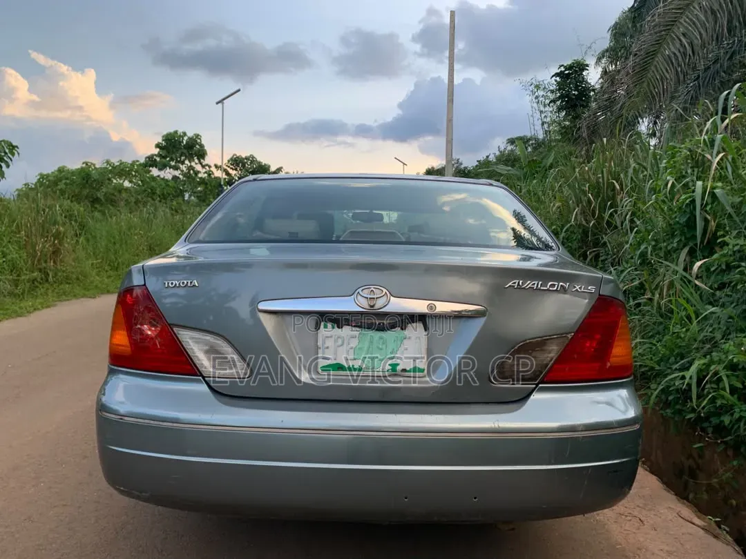 Toyota Avalon XL 2004 Green