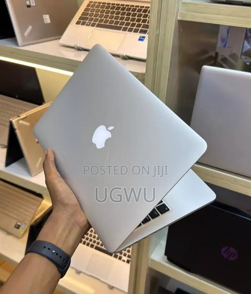 Laptop Apple MacBook Air 2017 8GB Intel Core i5 SSD 500GB