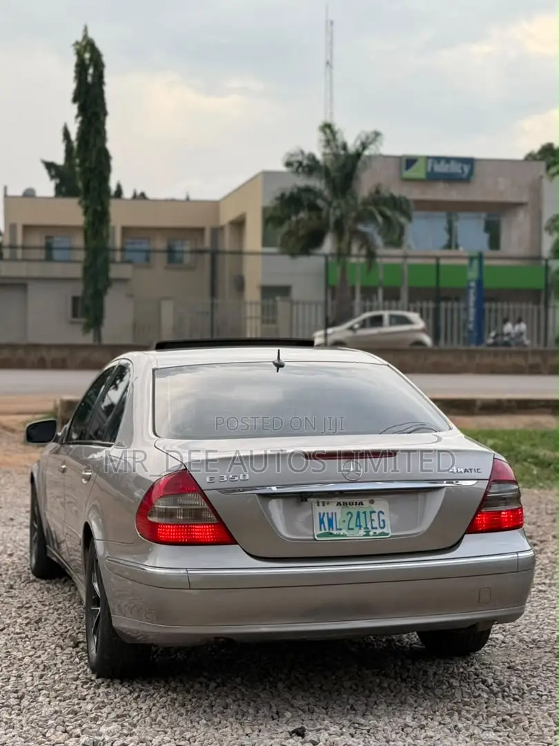 Mercedes-Benz E350 2005 Gray