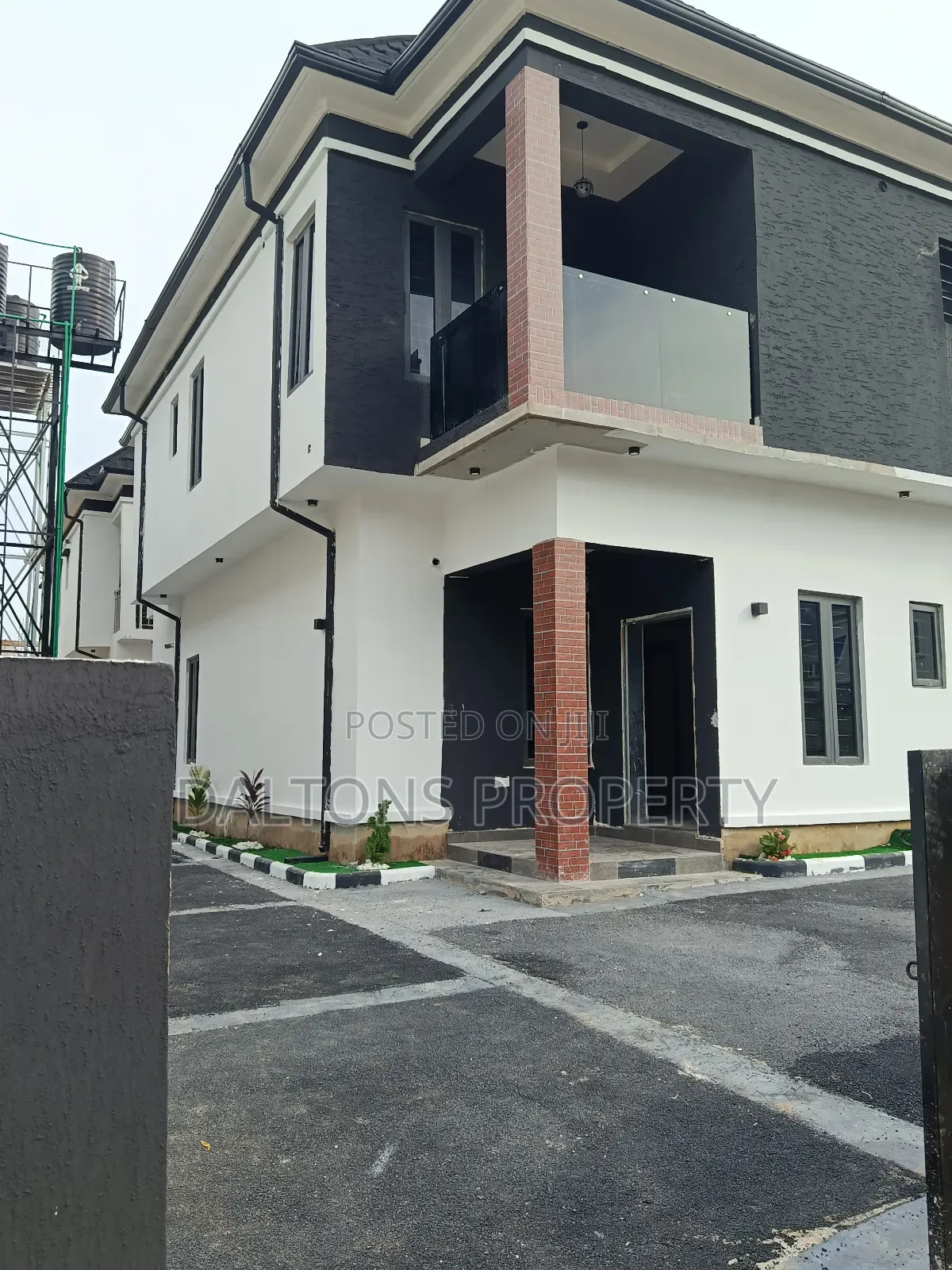 4bdrm Duplex in Millennium Estate, Sabon Lugbe for sale