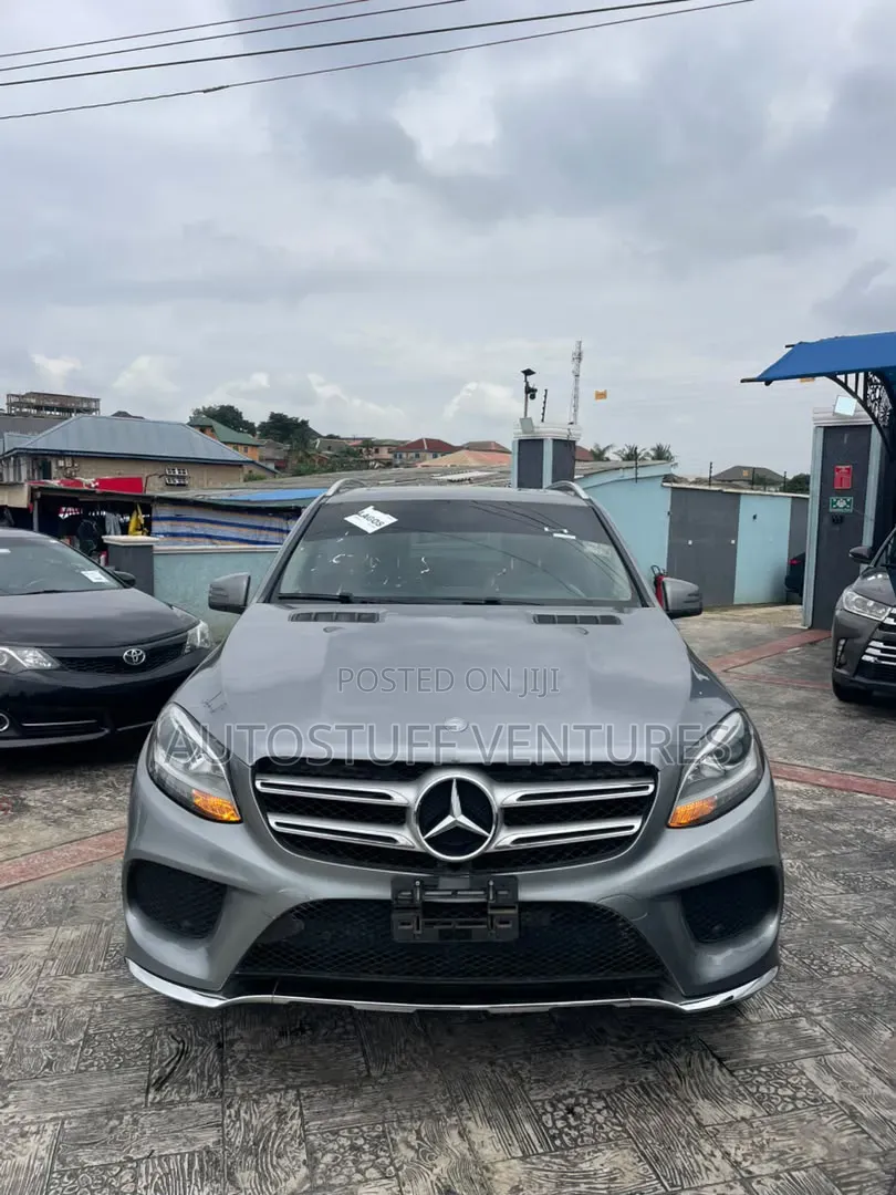 Mercedes-Benz M Class 2012 Gray