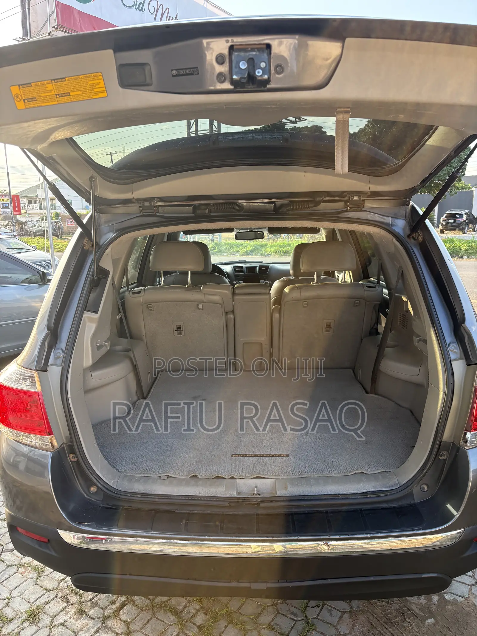 Toyota Highlander SE 2012 Gray
