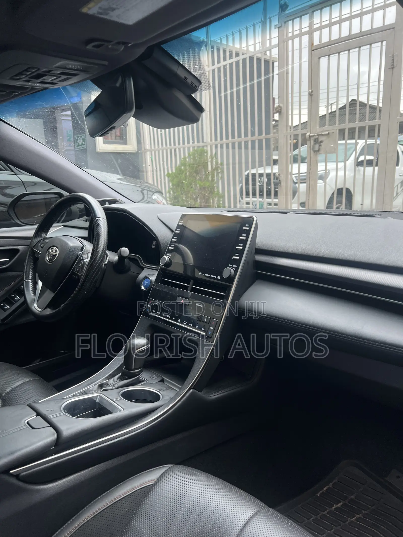 Toyota Avalon XSE FWD Sedan (3.5L V6 8A) 2019 Black