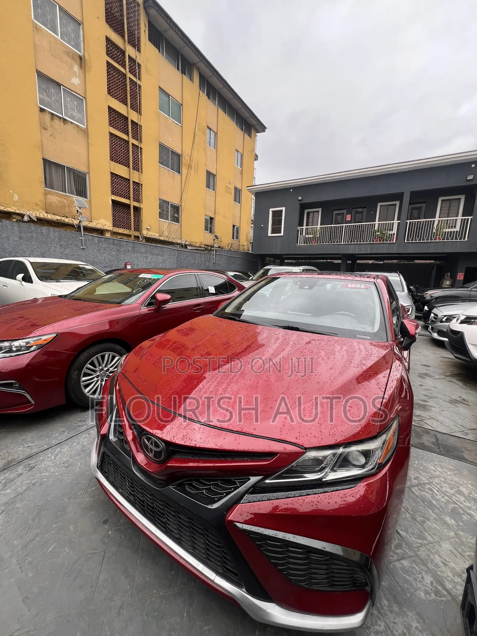 Toyota Camry SE FWD 2020 Red