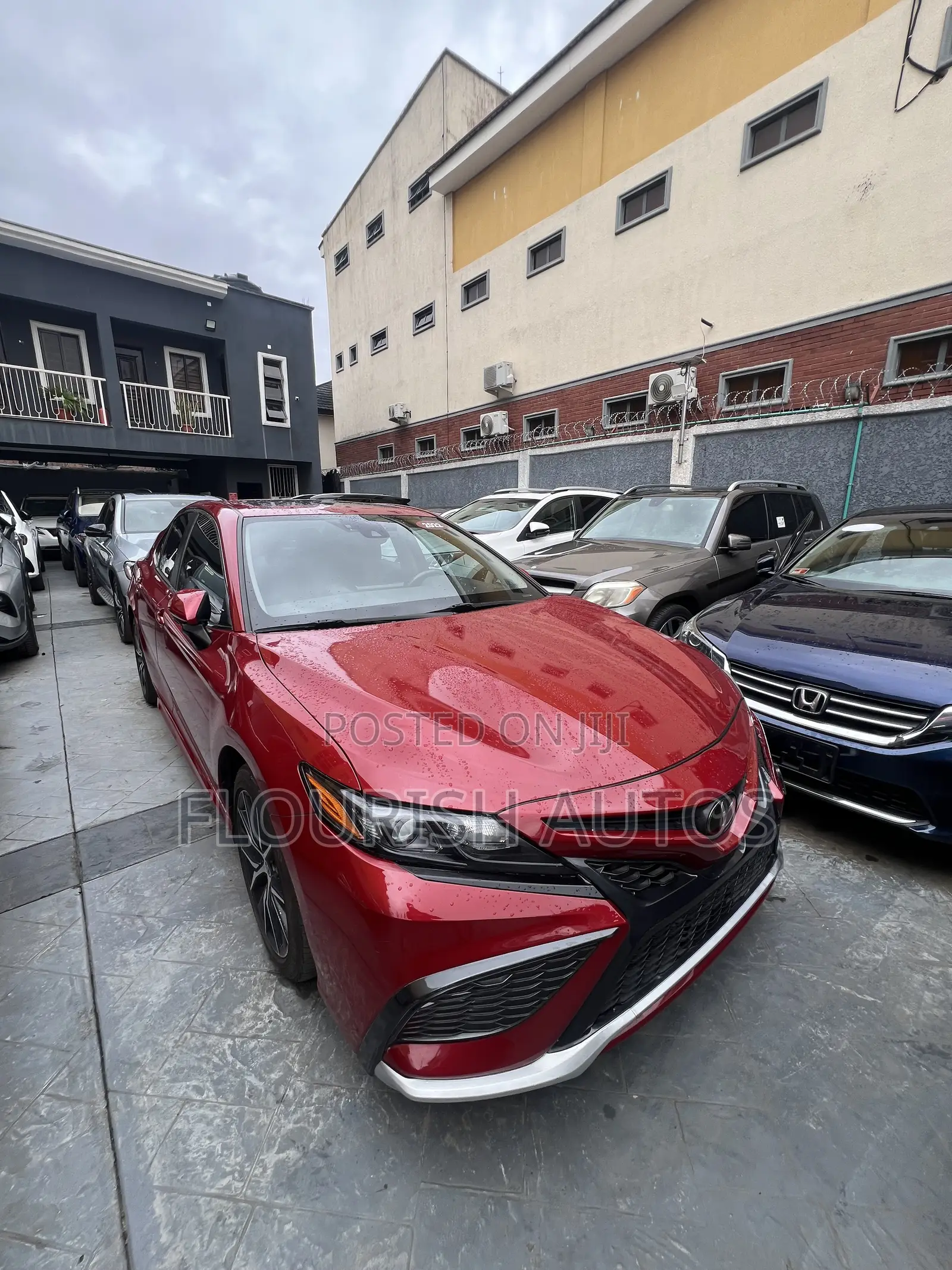 Toyota Camry SE FWD 2020 Red