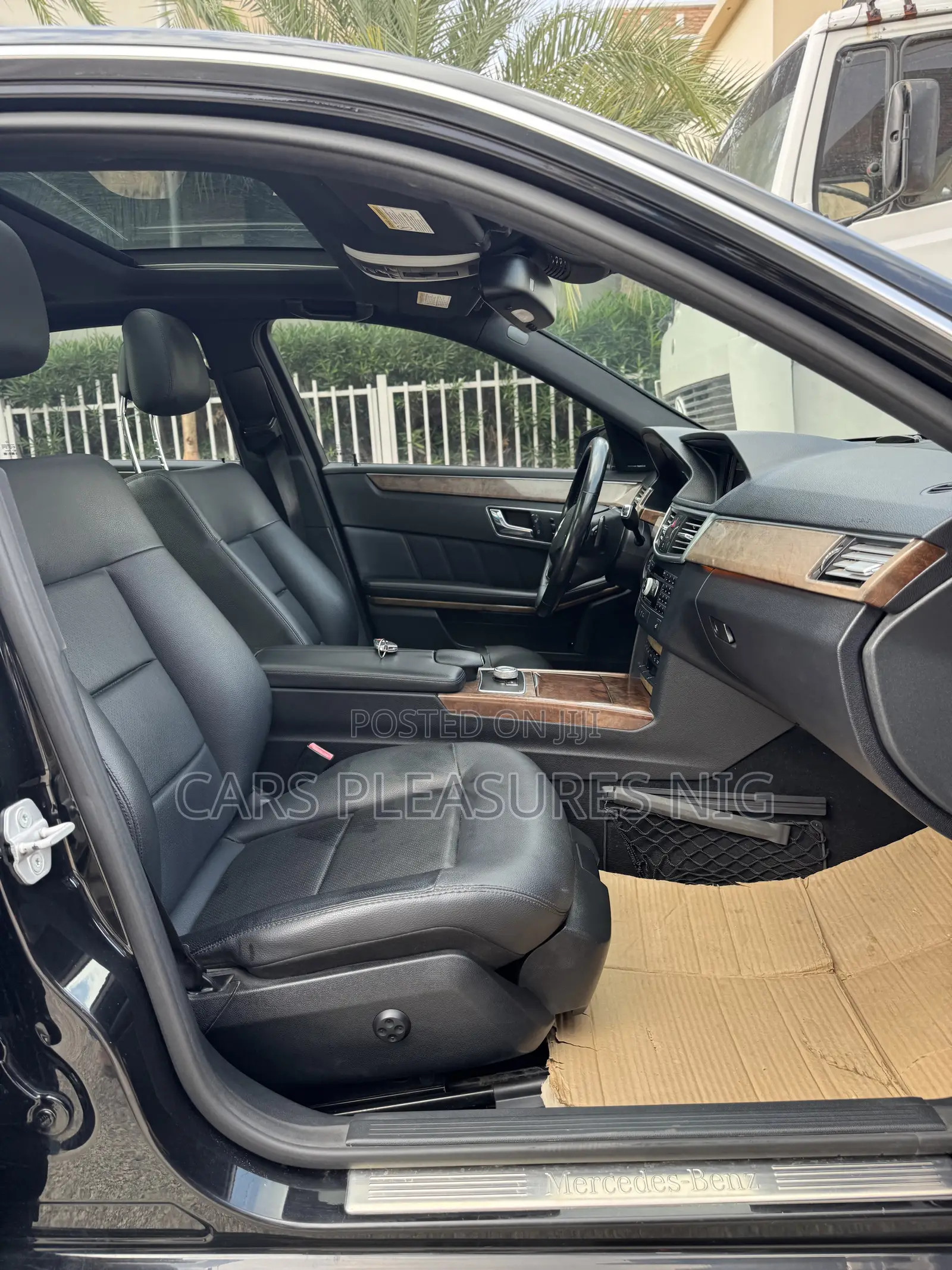 Mercedes-Benz E350 2010 Black