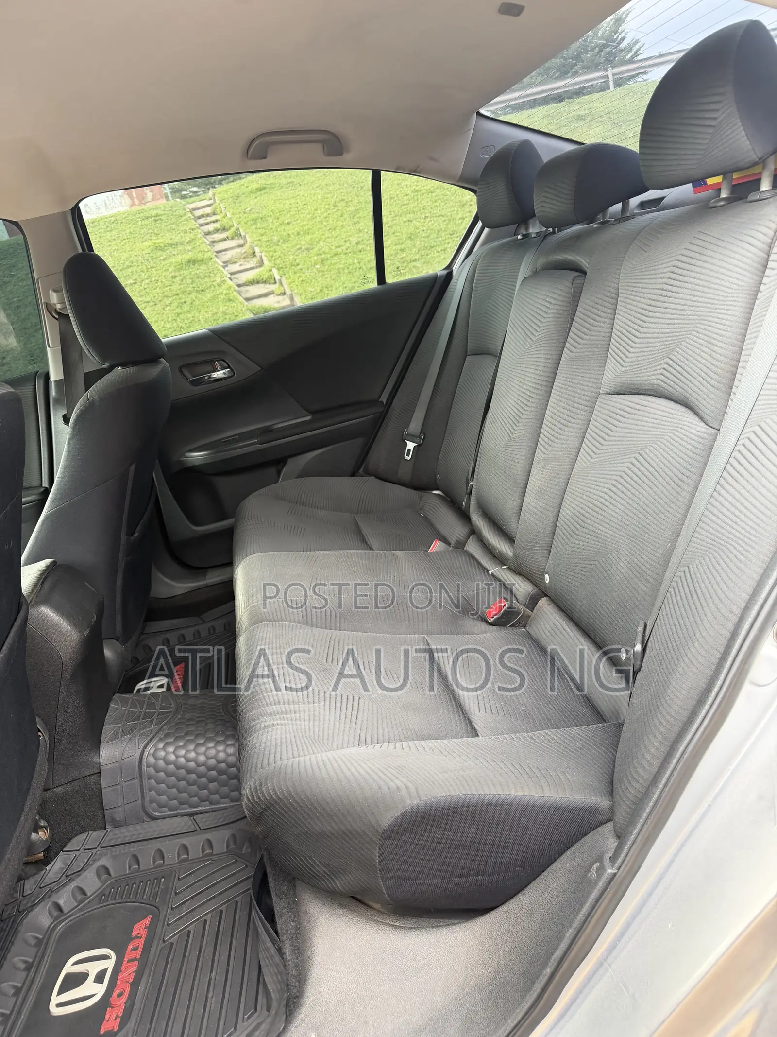 Honda Accord LX 4dr Sedan FWD (2.4L 4cyl 2A) 2016 Silver