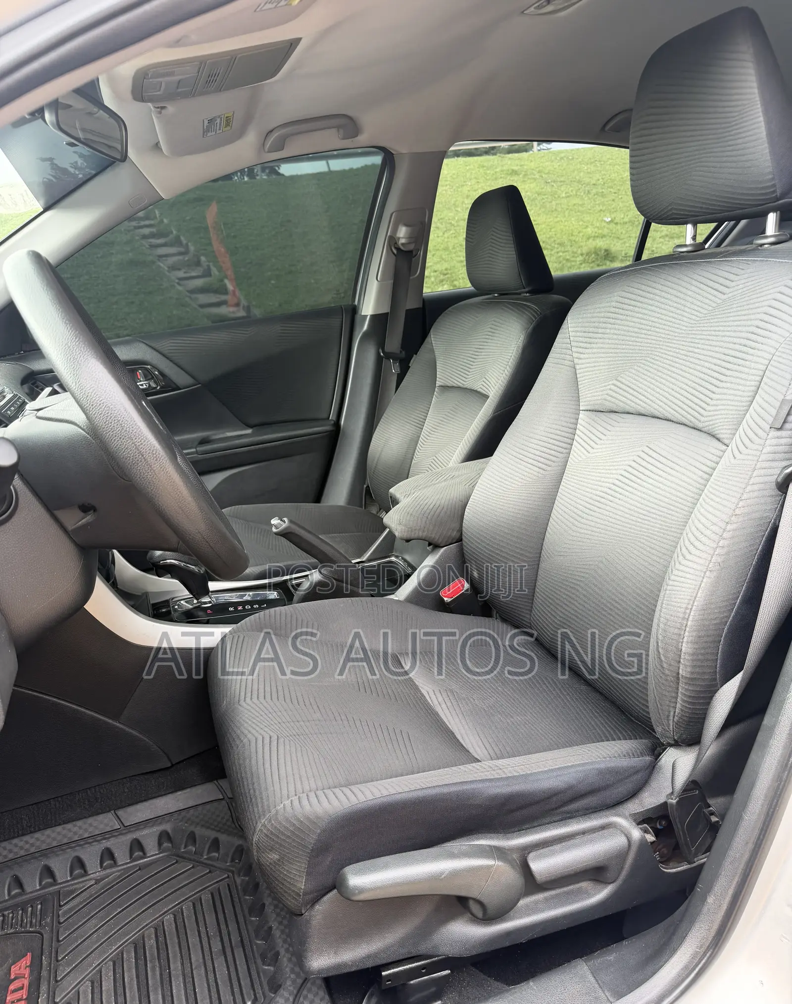 Honda Accord LX 4dr Sedan FWD (2.4L 4cyl 2A) 2016 Silver