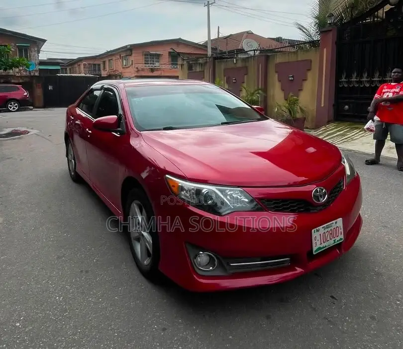Toyota Camry 2013 Red