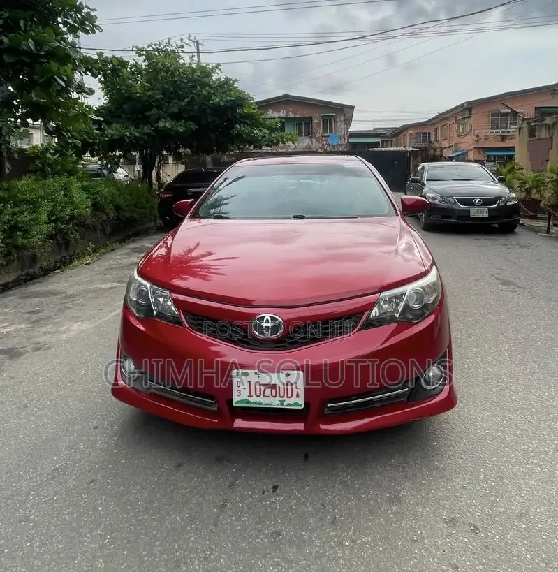Toyota Camry 2013 Red