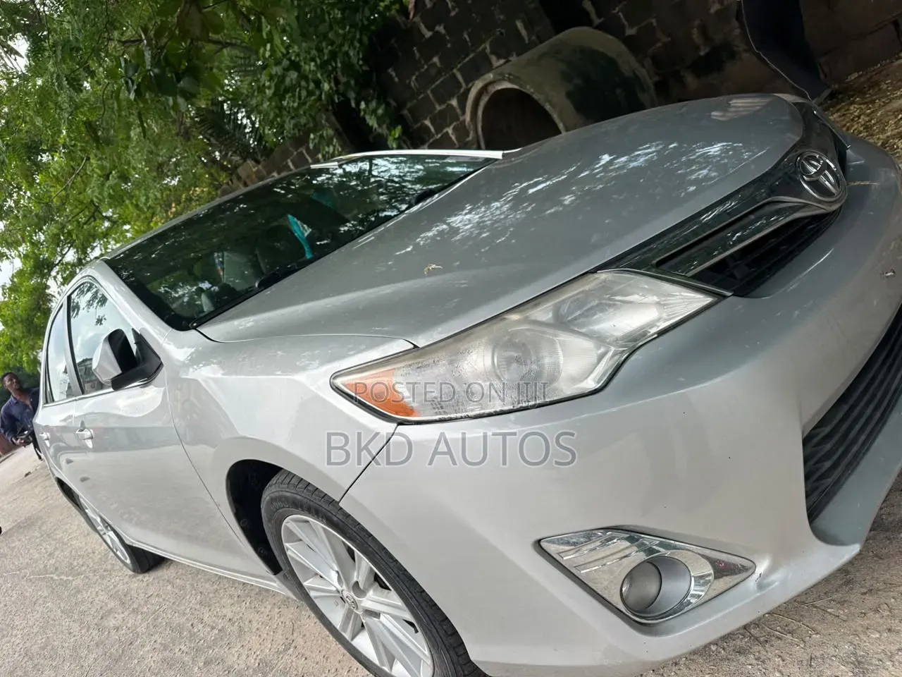 Toyota Camry XLE 4dr Sedan (2.5L 4cyl 6A) 2012 Silver