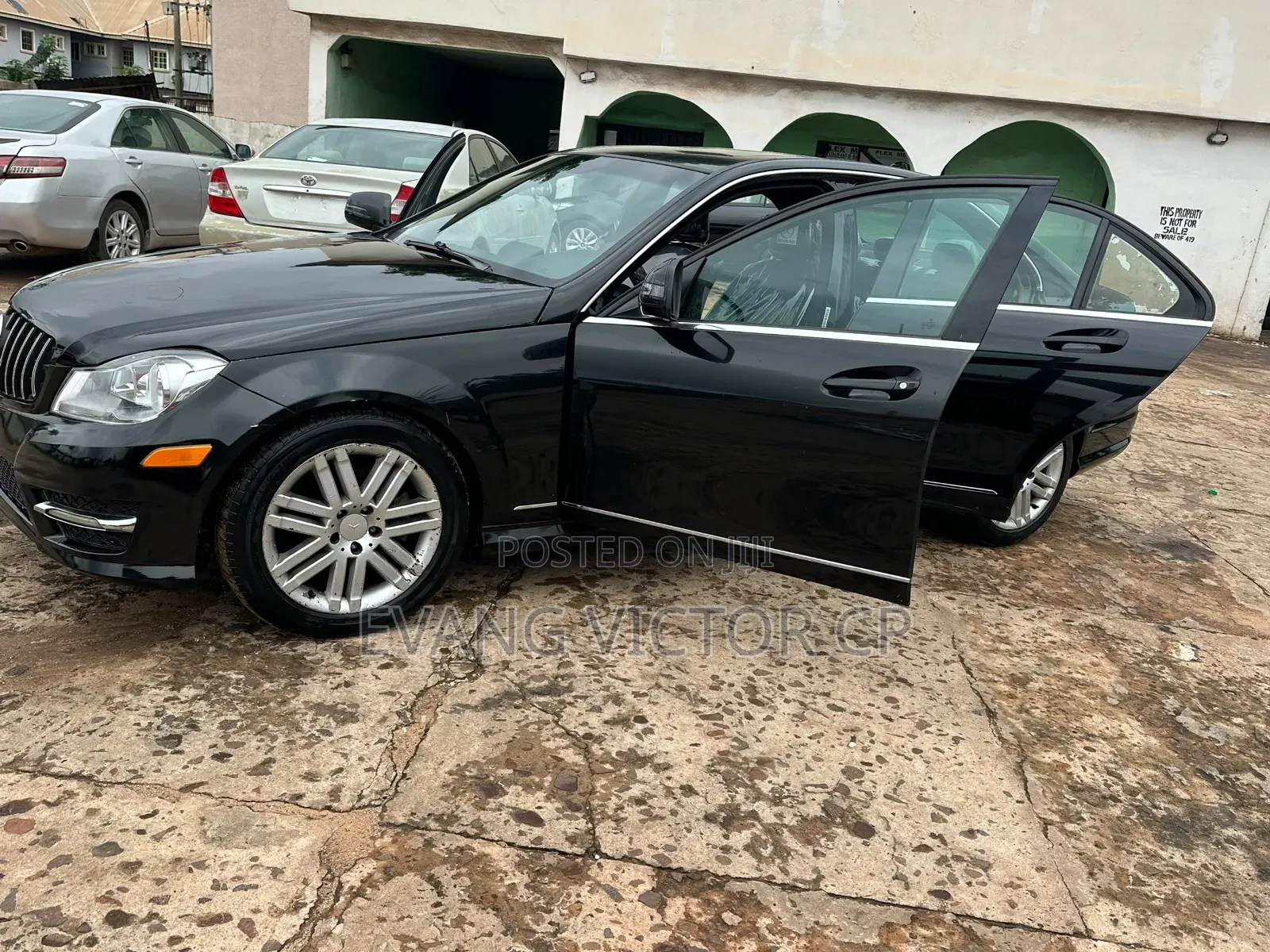 Mercedes-Benz C300 2008 Black