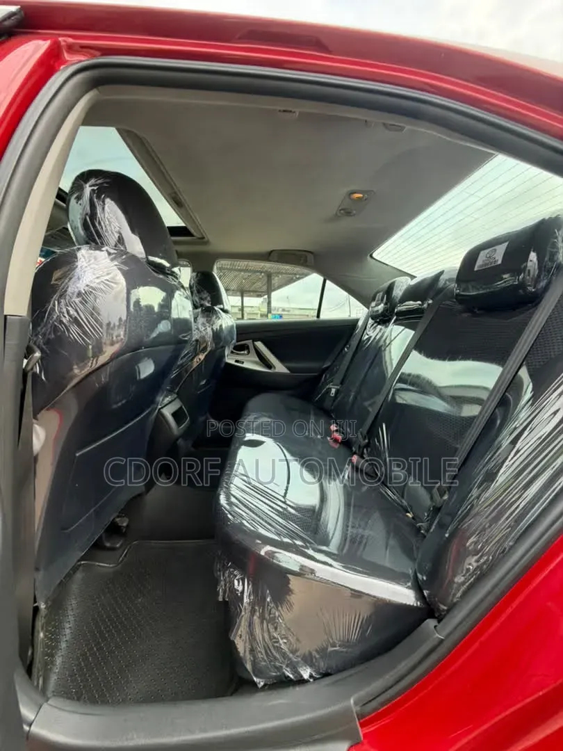 Toyota Camry 2011 Red