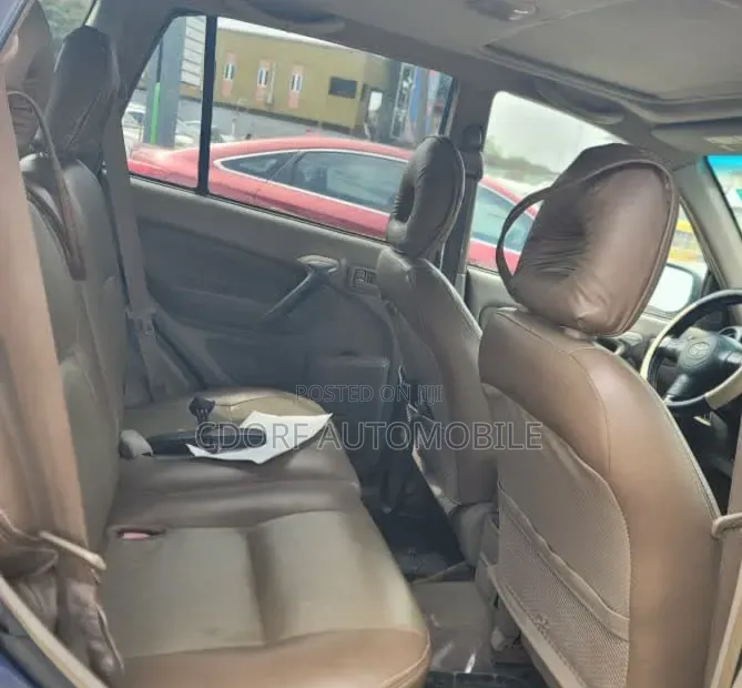 Toyota RAV4 2005 Blue