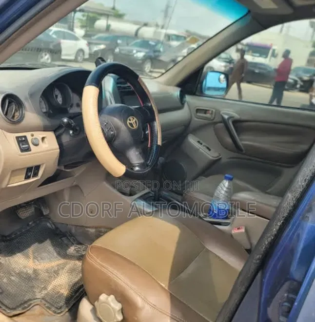 Toyota RAV4 2005 Blue