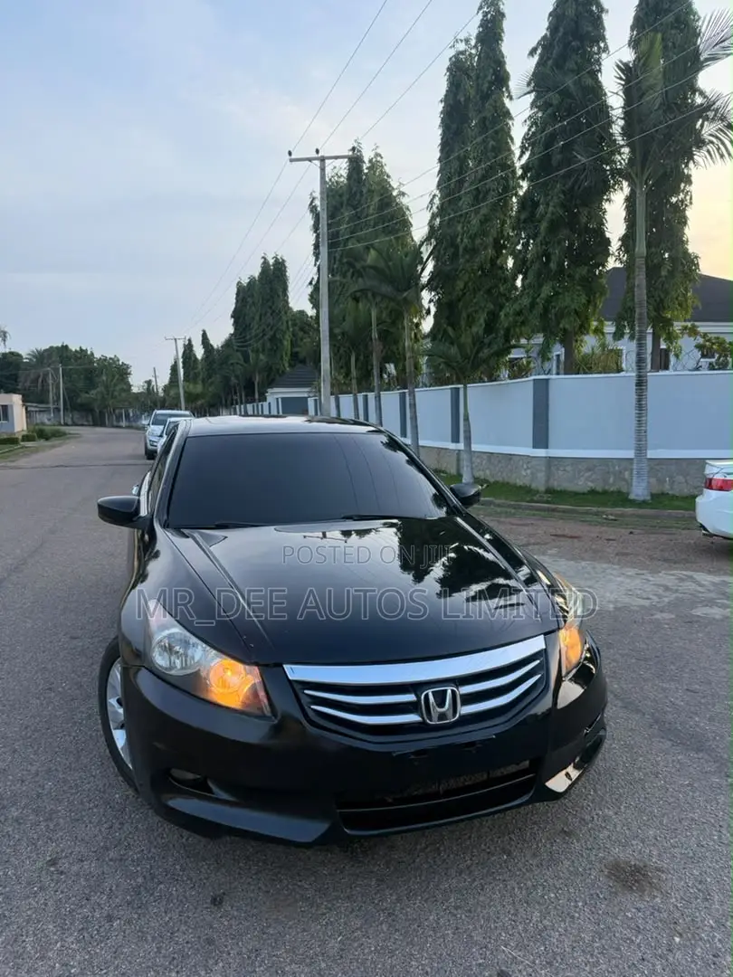 Honda Accord 2010 Black
