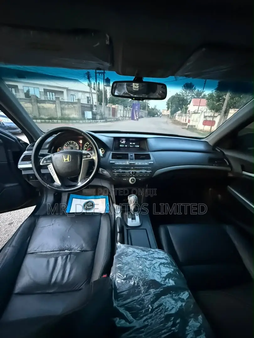 Honda Accord 2010 Black