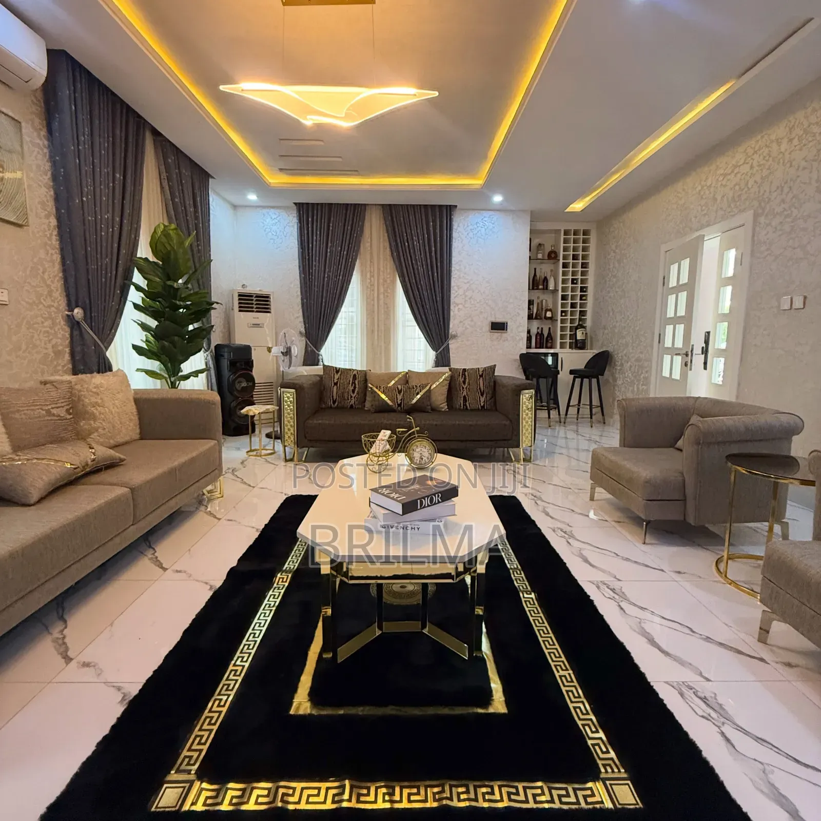 Furnished 5bdrm Duplex in FHA for sale
