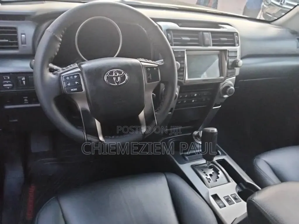 Toyota 4-Runner 2012 Black