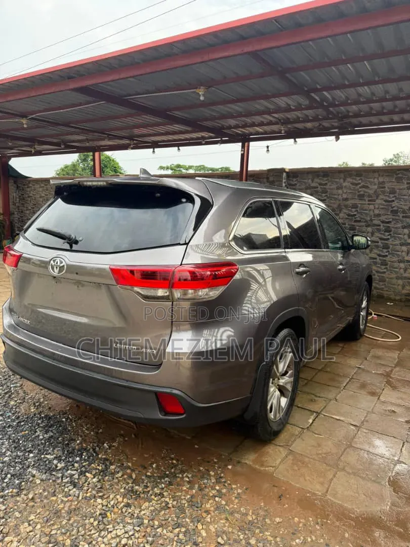 Toyota Highlander 2017 Gray