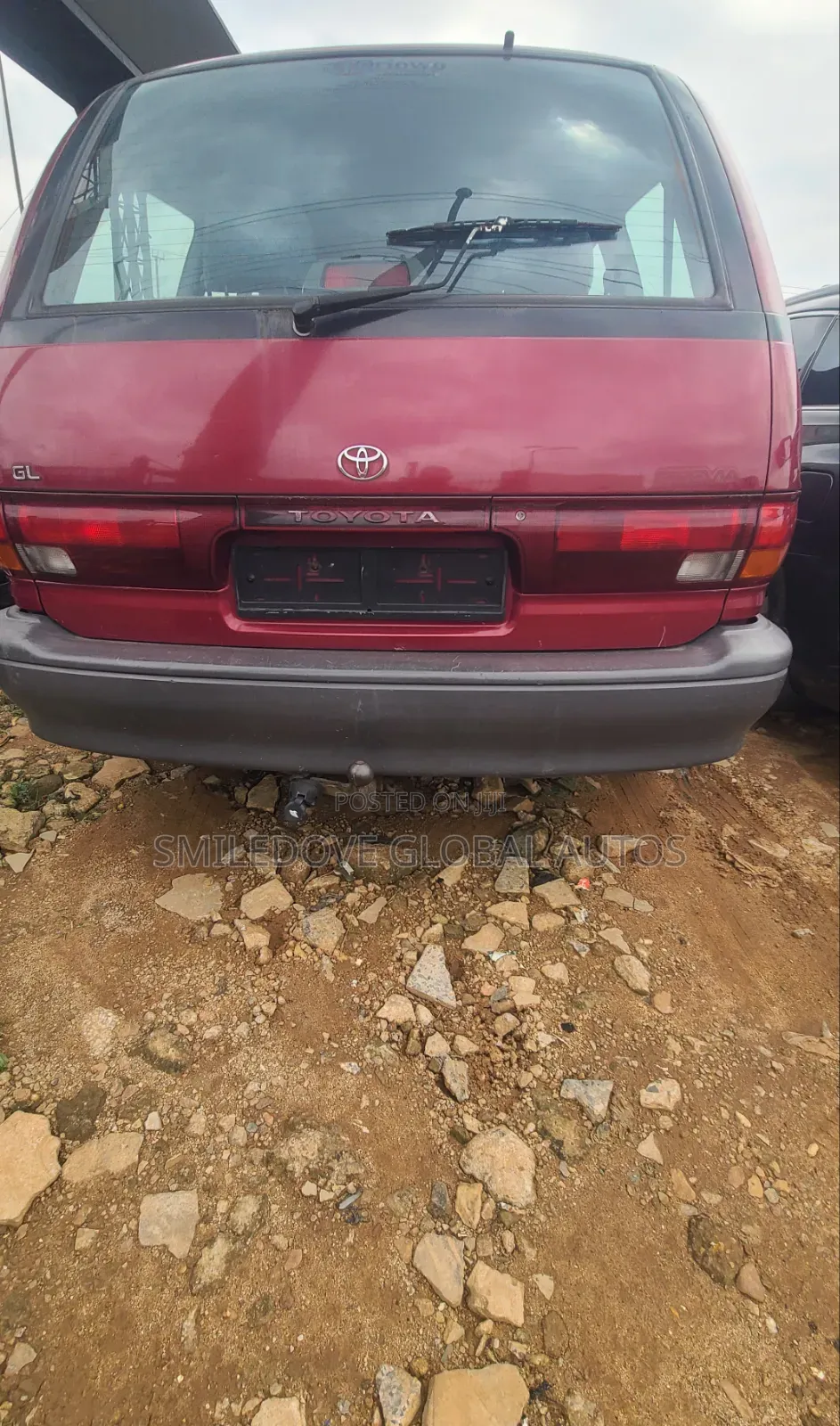 Toyota Previa 2000 Red