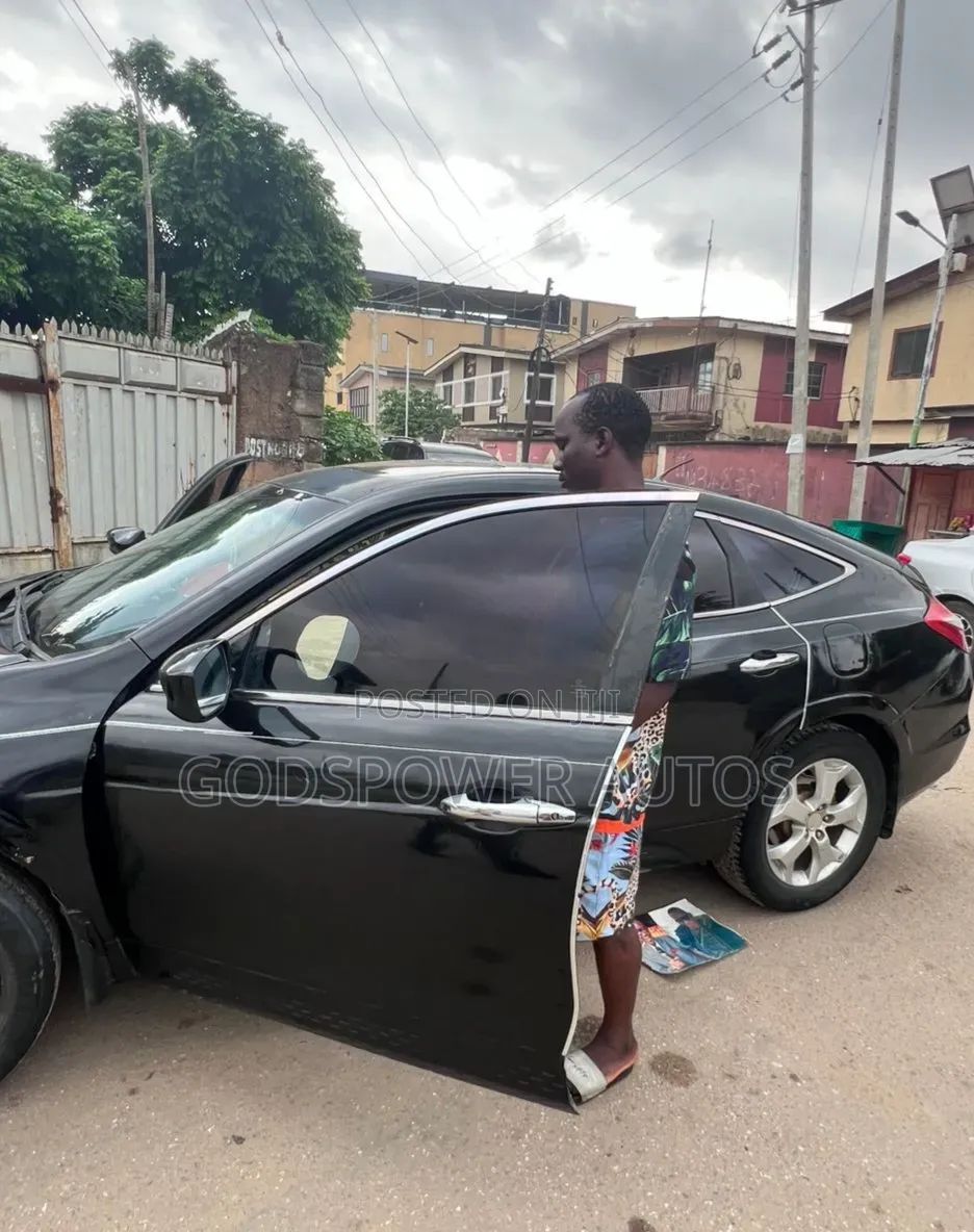 Honda Accord Crosstour 2010 Black