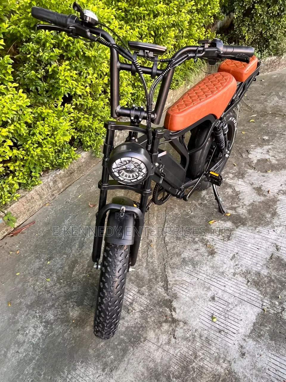Off-Road V20 Fat Tyre Electric Bicycle+Helmet