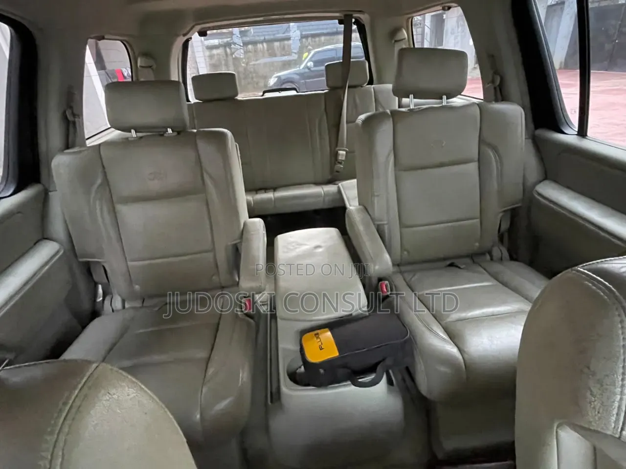 Infiniti QX56 2010 Gray