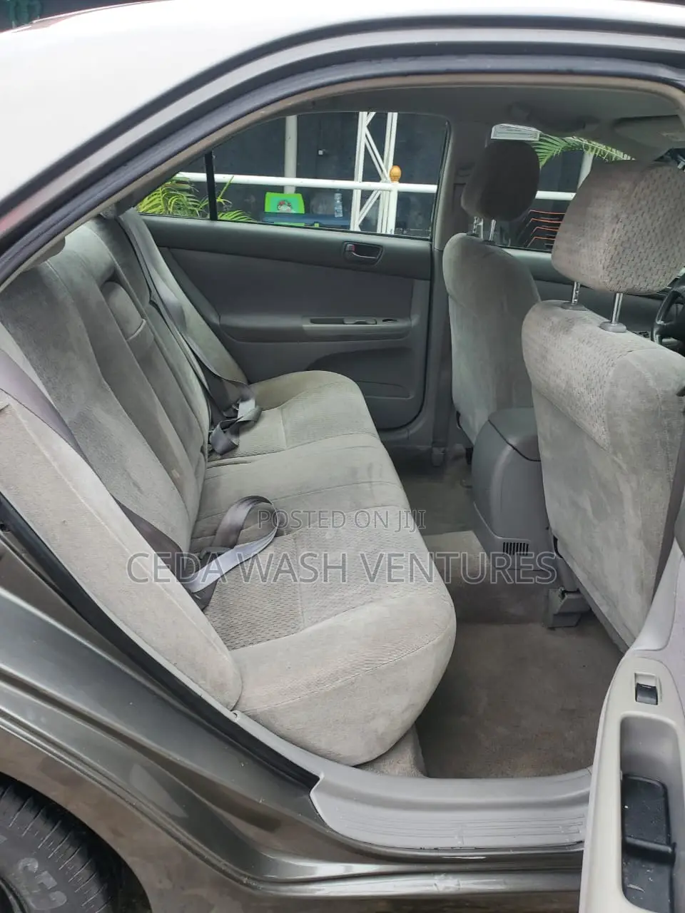 Toyota Camry LE 4dr Sedan (2.4L 4cyl 5M) 2003 Gray