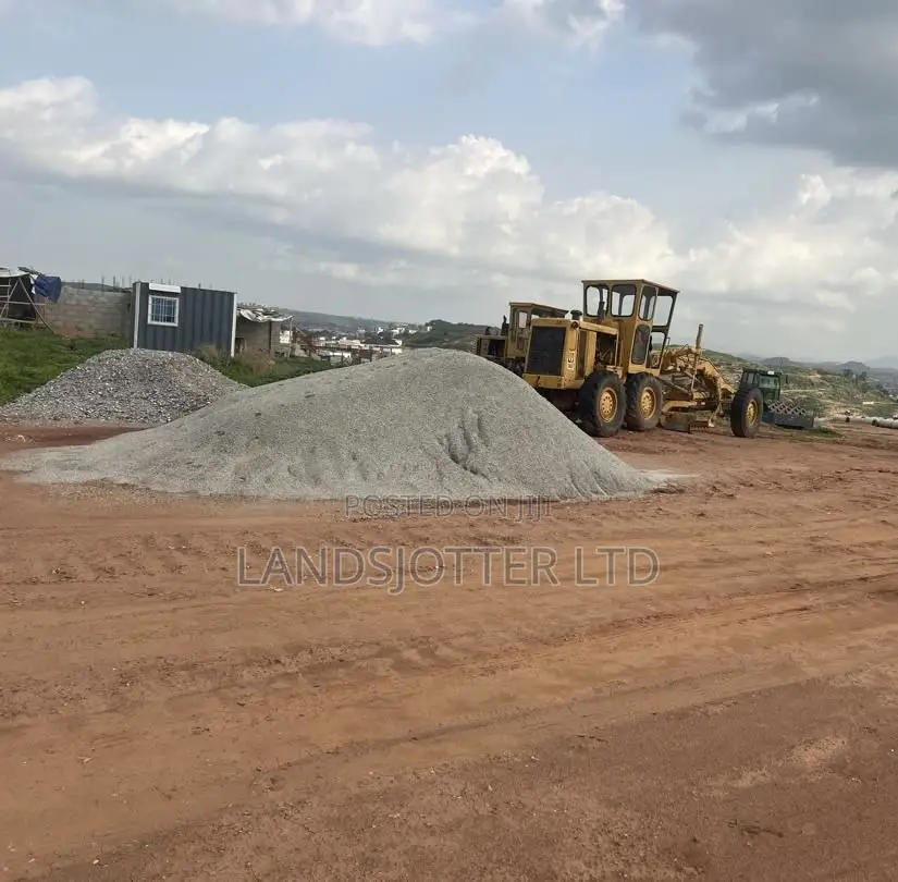 450sqm Land for 5bedrooms Fully Detached Duplex APO Burum
