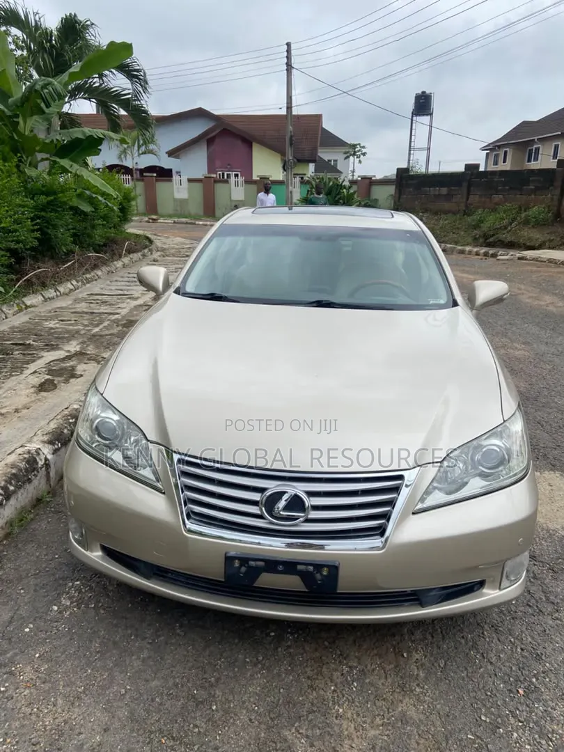Lexus ES 2012 Gold