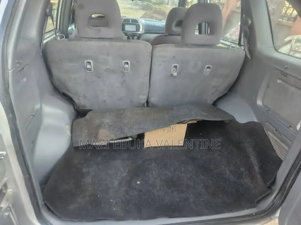 Toyota RAV4 2004 Silver