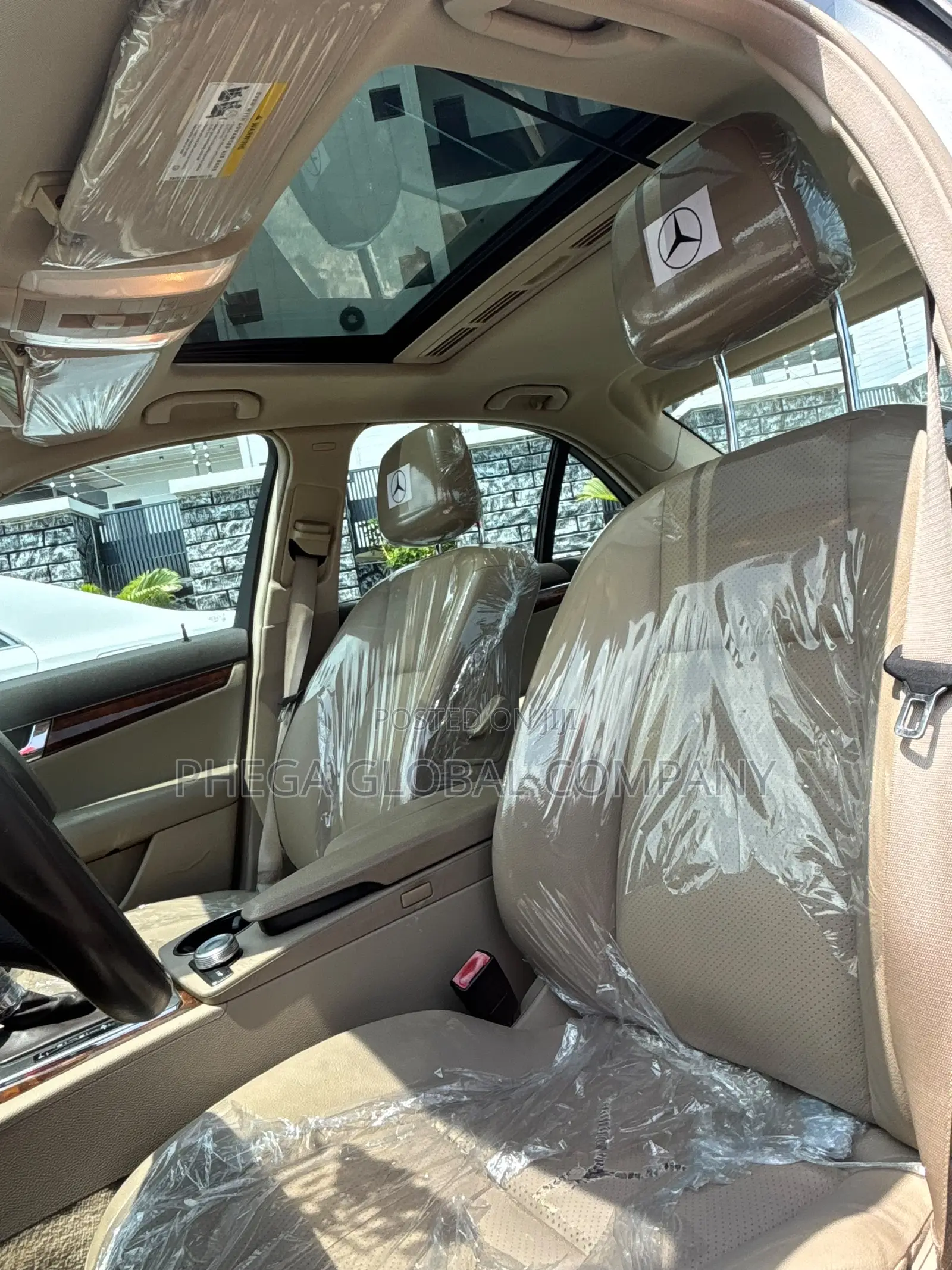 Mercedes-Benz C300 Luxury 4Matic Sedan AWD (3.0L 6cyl 7A) 2010 Gray