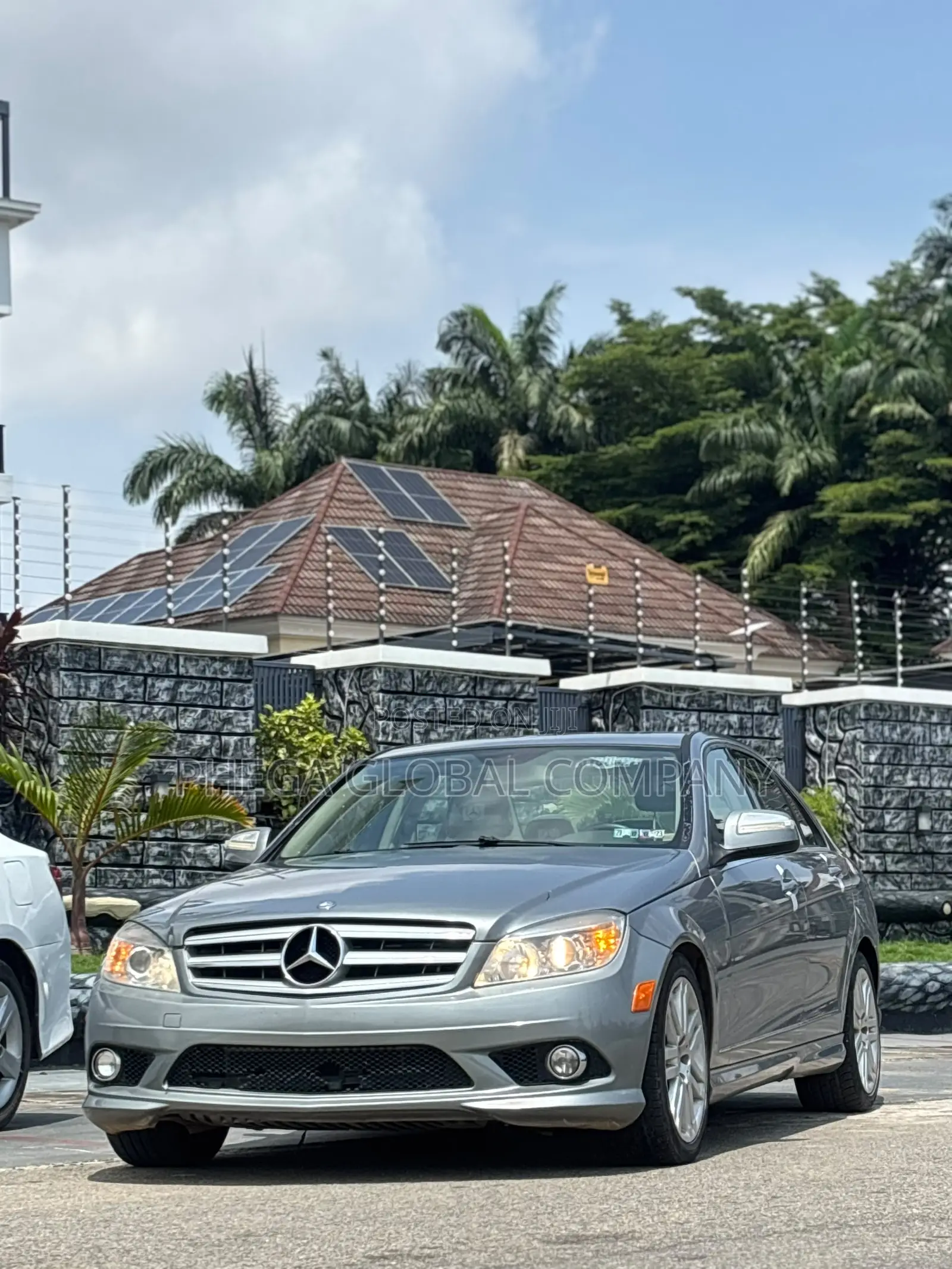 Mercedes-Benz C300 Luxury 4Matic Sedan AWD (3.0L 6cyl 7A) 2010 Gray