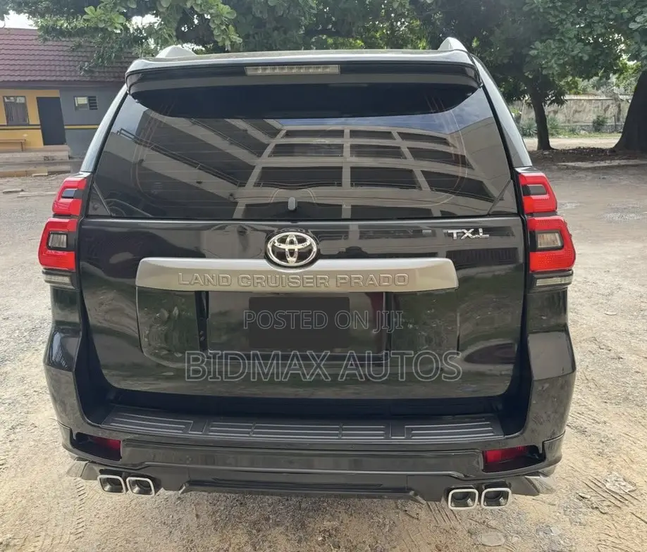 Toyota Land Cruiser Prado 4.0 Petrol TX-L 2022 Black