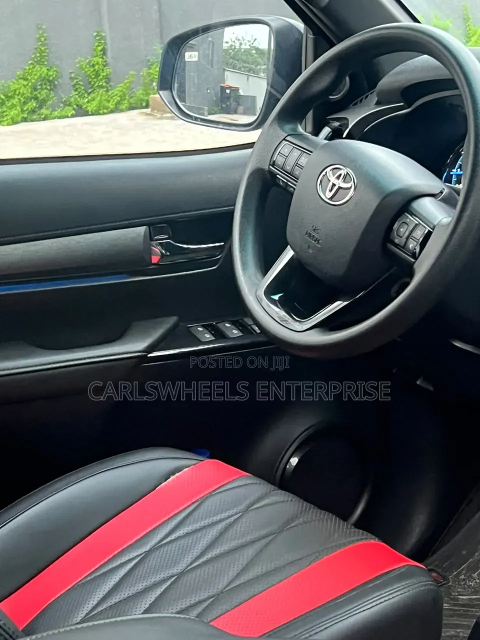 Toyota Hilux 2022 Black
