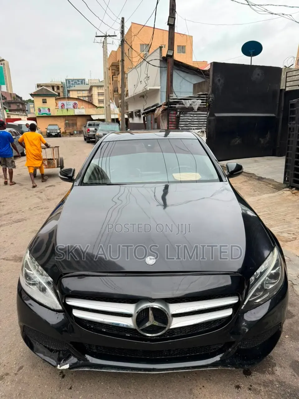 Mercedes-Benz C300 2016 Black