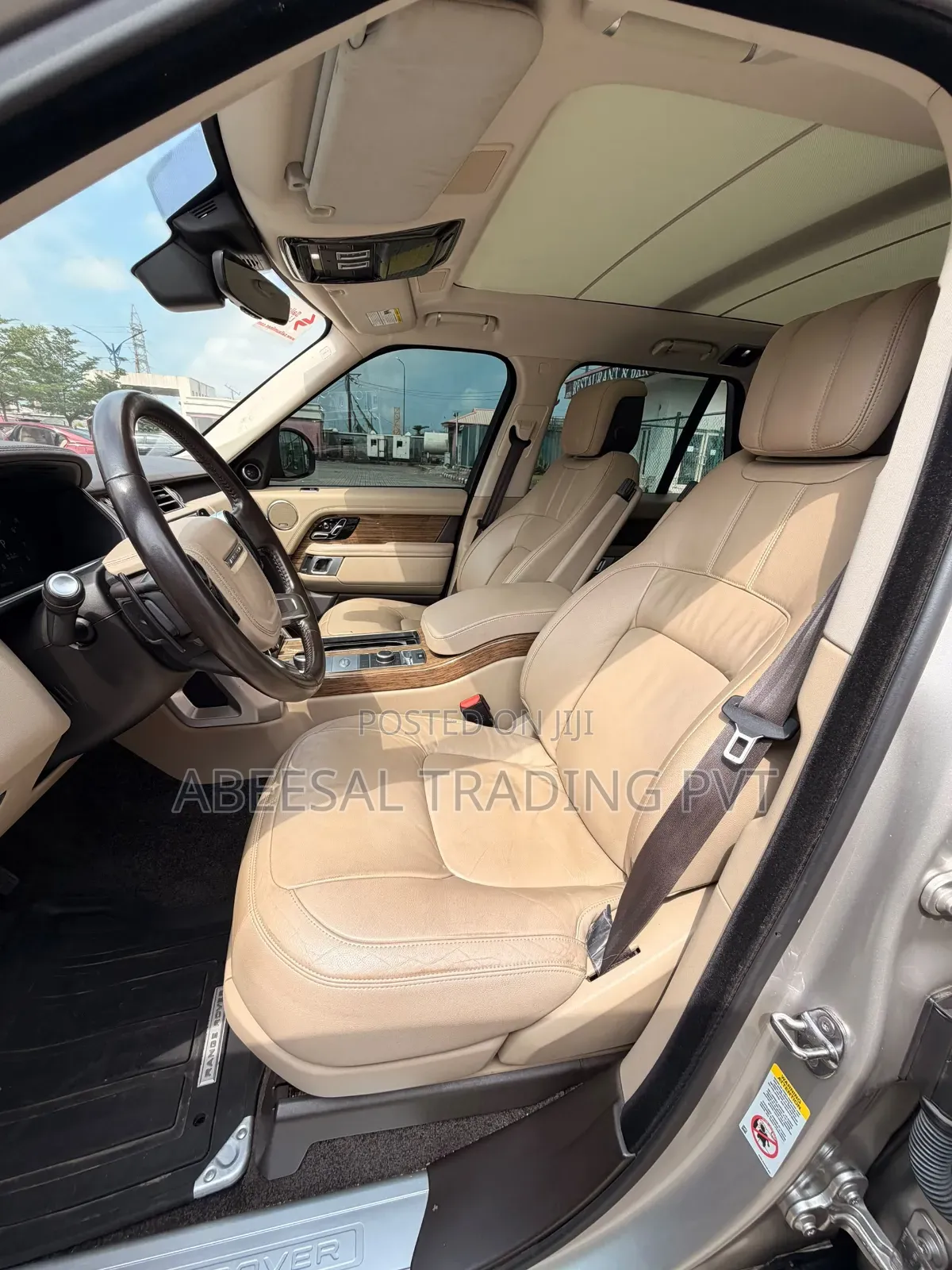 Land Rover Range Rover 2020 Gold
