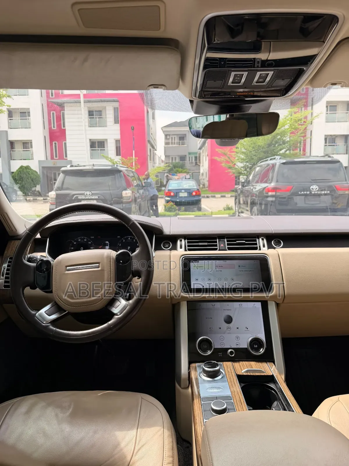 Land Rover Range Rover 2020 Gold