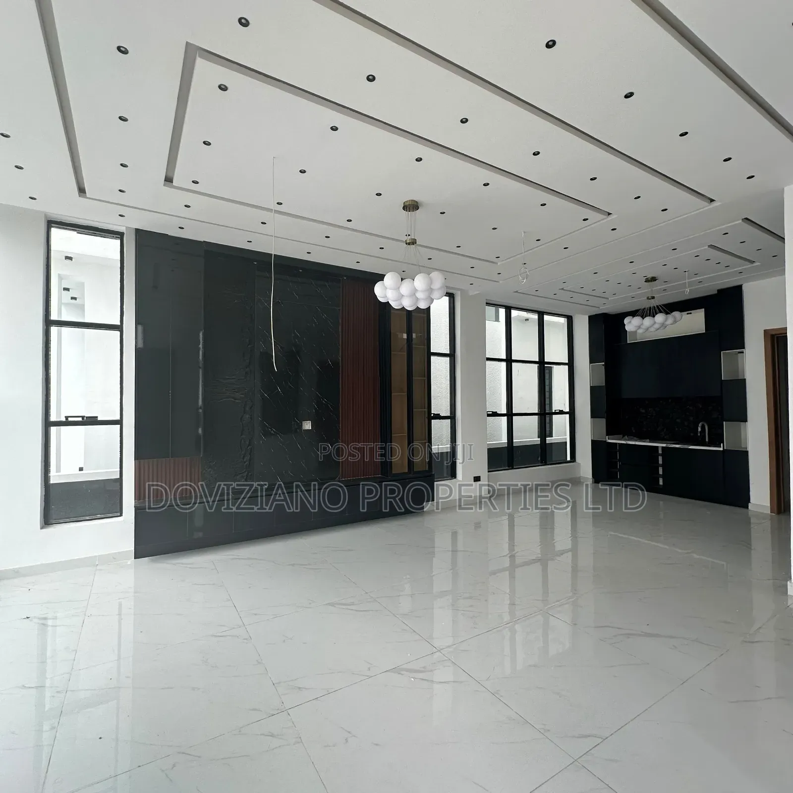 5bdrm Duplex in Ikota for sale