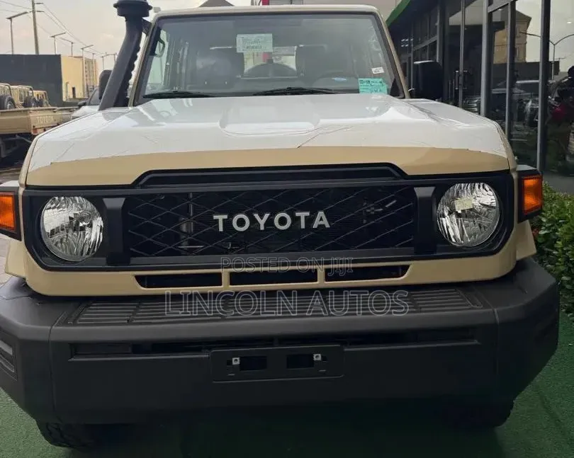 New Toyota Land Cruiser 79 Series 2025 Yellow