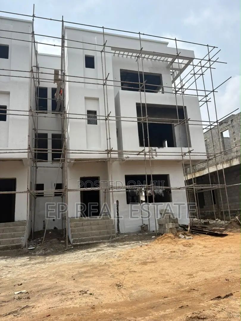 5bdrm Duplex in Katampe Extension for sale